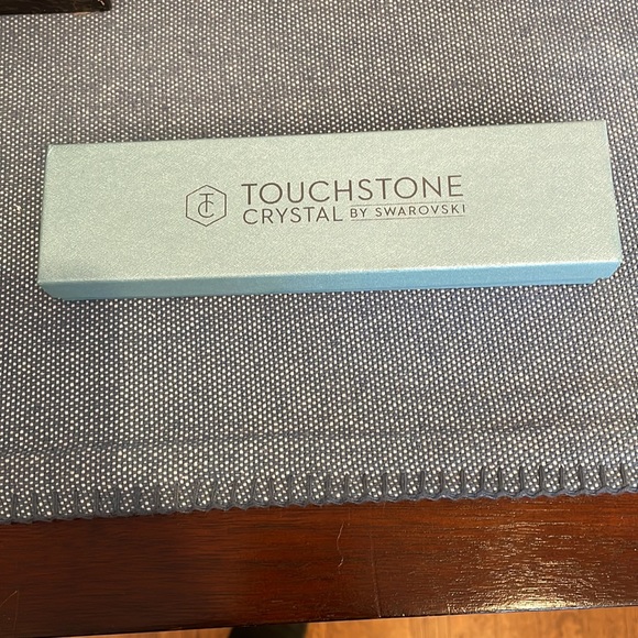 Touchstone Crystal by Swarovski Silver Night Ice Bracelet NWT - Picture 4 of 4